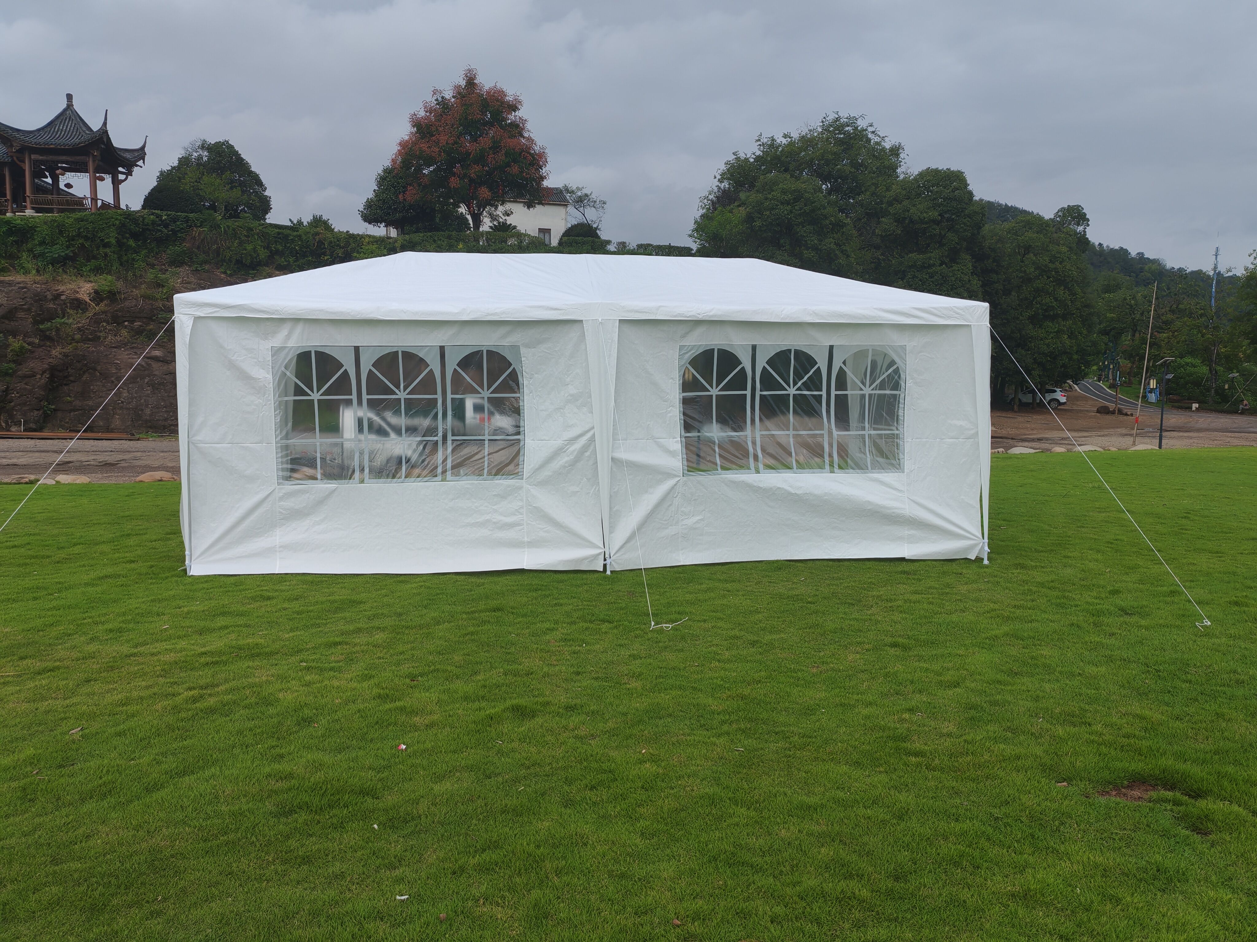 ZRG016--USD 25-30 Size:3*6m Material:PE Frame:Steel